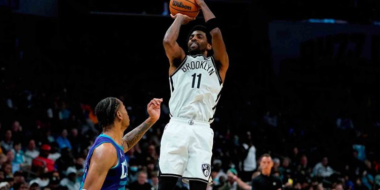 Kyrie Irving 50 sayıyla yıldızlaştı; Brooklyn'i galibiyete taşıdı