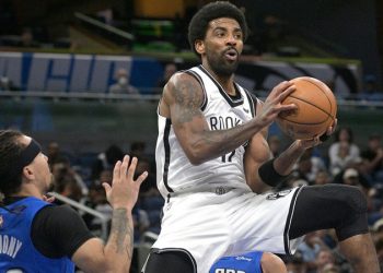 Kyrie Irving kulüp ve kariyer rekoru kırdı
