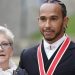 Lewis Hamilton, annesinin de soyadını almak için ismini değiştiriyor