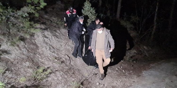 Lise öğrencisi iki arkadaş ‘not’ bırakıp intihar etti