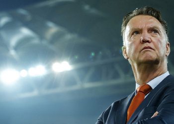 Louis van Gaal: Dünya Kupası'nın Katar'da olması saçmalık