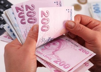 MHP'li vekil, "Erdoğan ile g&ouml;r&uuml;şt&uuml;m" deyip asgari &uuml;crette ikinci zam i&ccedil;in temmuz ayını işaret etti