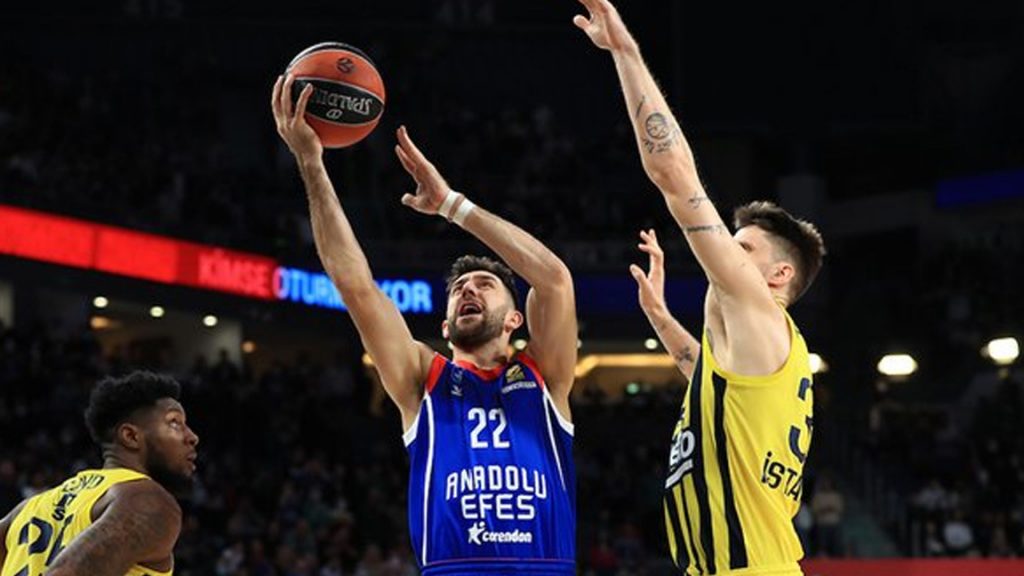 Maç sonucu | Anadolu Efes: 84 - Fenerbahçe Beko: 79