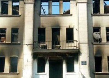 Mariupol Belediye yetkilisi: Bombalanan tiyatroda yaklaşık 300 kişi hayatını kaybetti