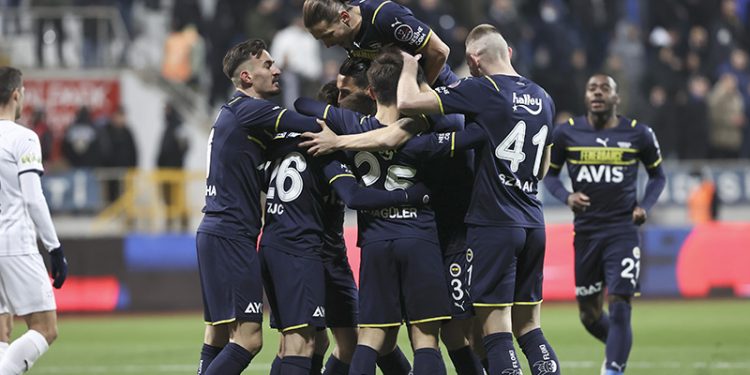 Maç sonucu | Kasımpaşa 1-2 Fenerbahçe