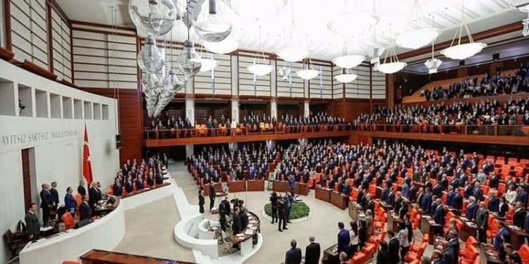 Meclis'te yoğun mesai: TBMM'nin gündeminde bu hafta neler var?