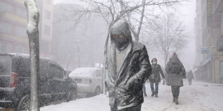 Meteoroloji’den kuvvetli kar ve yağmur uyarısı