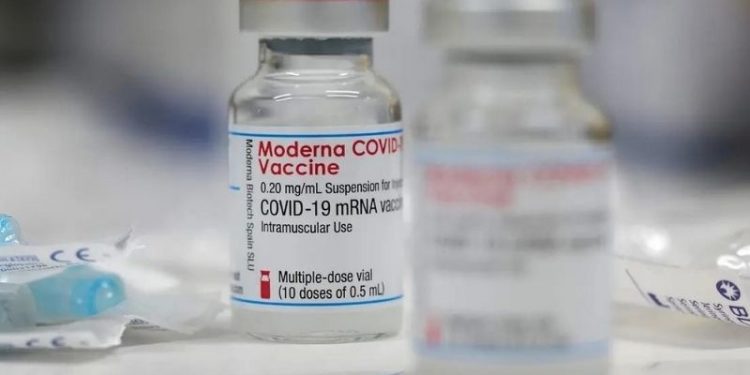 Moderna, çocuklar için üretilen Covid-19 aşısının etkili olduğunu duyurdu