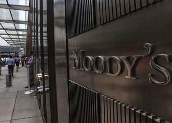 Moody's Rusya'nın kredi notunu düşürdü