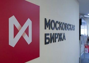 Moskova Borsası 'kısmen' işlemlere açılıyor