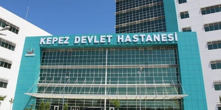 Muayene edilirken doktoru darbeden kadın gözaltına alındı