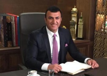 Muhsin Bayrak, Chelsea için 1 milyar pound nakit ödemeye hazır