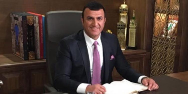 Muhsin Bayrak, Chelsea için 1 milyar pound nakit ödemeye hazır