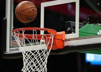 NBA'de Kyrie Irving'in kariyer rekoru kırdığı maçı Nets farklı kazandı