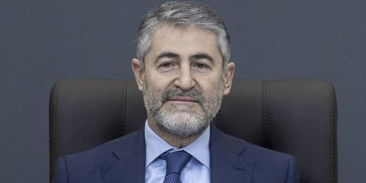 Nebati: Kimseyi enflasyona ezdirmedik; canınızı sıkmayın, bayrak inmeyecek, ezan susmayacak