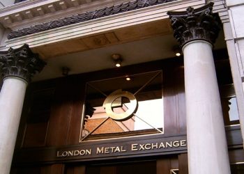 Nikel fiyatları 100 bin doları aştı: Londra Metal Borsası'nda işlemler durduruldu