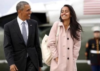 Obama'nın kızı popüler diziye senarist oldu