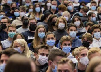 Omicron'un alt varyantı ortaya çıktı, daha bulaşıcı olduğu belirtildi: İşte tüm detaylar