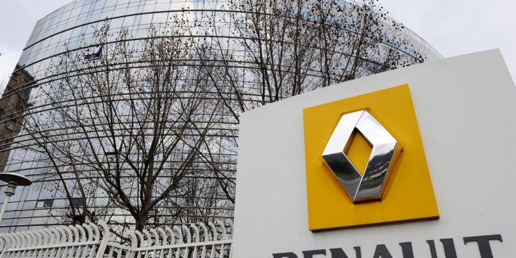 Otomobil devi Renault Rusya’daki operasyonlarını askıya aldı