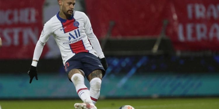 PSG'de işler iyi gitmiyor; Neymar'ın tesislere sarhoş geldiği öne sürüldü