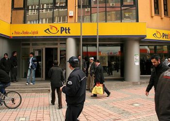 PTT’de yöneticilere yıllık 4 bin litre akaryakıt hakkı