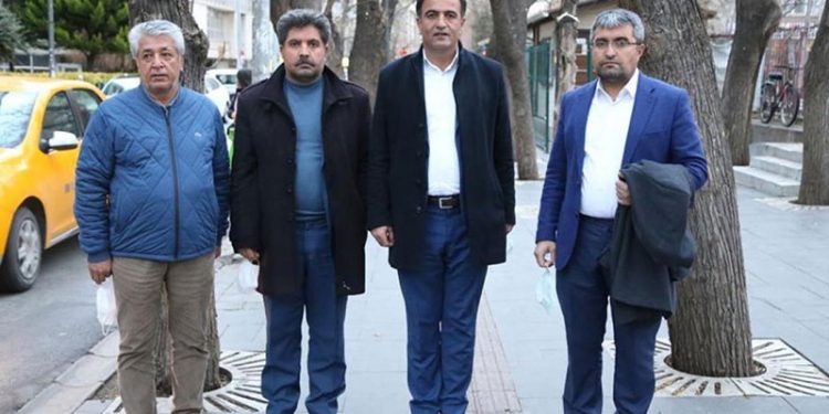 'Parti kurmalarını Doğu Perinçek engelliyor' iddiası