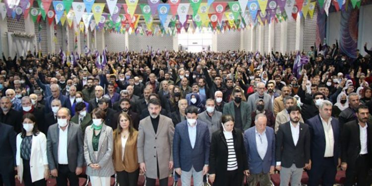 Pervin Buldan: Barışı getireceğiz, Erdoğan'ı göndereceğiz