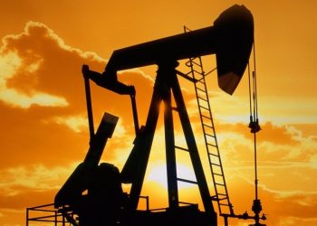 Petrol fiyatlarında sert düşüş: 131 dolardan 107 dolara geriledi