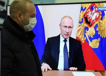 Putin: Askeri harekat dışında bir se&ccedil;eneğimiz yoktu