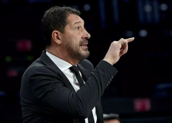 Pınar Karşıyaka koçu Sarıca: Yabancı sayısında azaltmaya gidilebilir