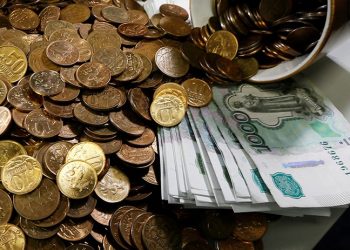 Reuters: Rus müşteriler Türkiye bankalarında işlem yapmakta zorlanıyor