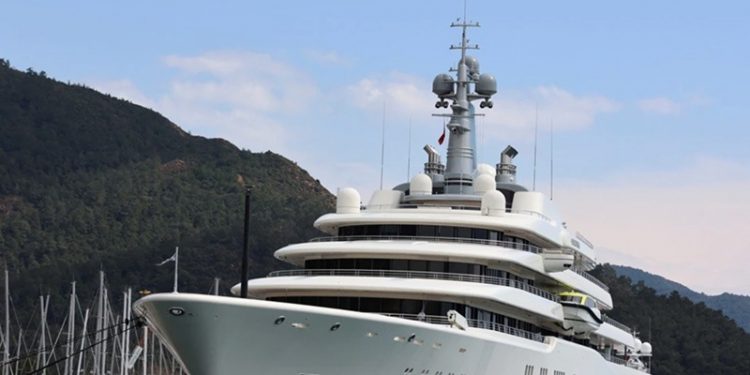 Reuters duyurdu: Rus oligarklar Türkiye'ye yatırım yapacak iddiası