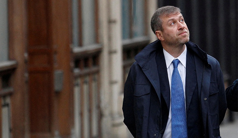 Rus milyarder Abramovich, Londra'daki bazı gayrimenkullerini satışa çıkardı