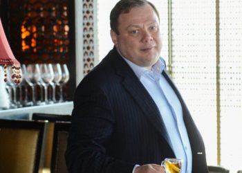 Rus milyarder yaptırıma uğradı: Restorana gidecek param yok