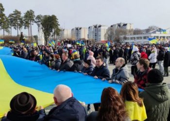 Rus ordusu, Ukrayna’nın Slavutiç kentini ele geçirdi