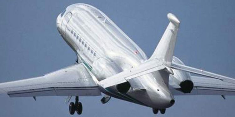 Rus uçakların İngiltere hava sahasında uçuşları yasaklanıyor