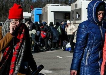 'Rusya, Mariupol'daki sivilleri zorla ülkesine götürüyor' iddiası