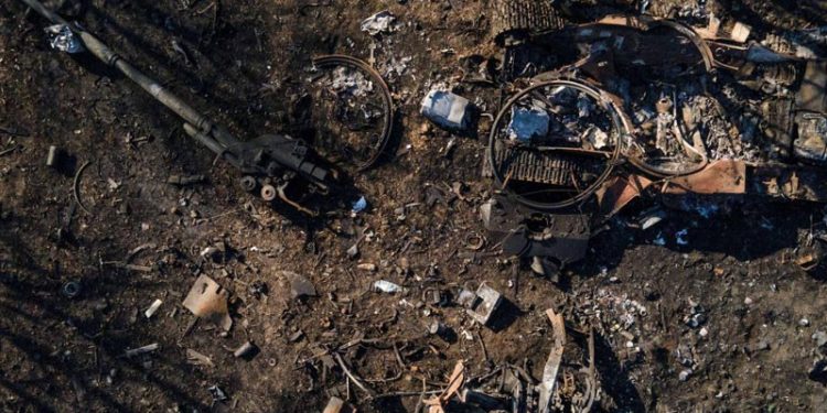 Rusya Savunma Bakanlığı: Seyir füzeleri ile Ukrayna'da askeri merkezleri vurduk