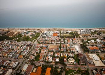 Rusya-Ukrayna savaşı sonrası talebin arttığı Antalya'da kiralar 4 katına çıktı!