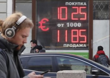 Rusya'da yaptırımlar etkisini göstermeye başladı: "Metro parasını telefonumla öderdim, artık olmuyor"