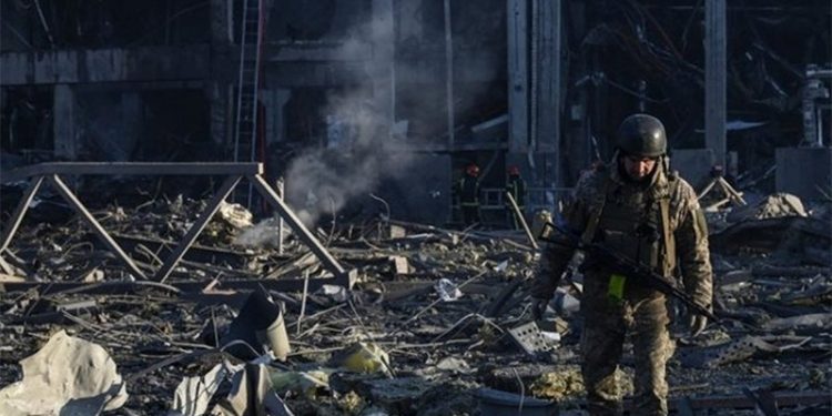 Rusya'dan Mariupol'de insani koridor için ateşkes kararı