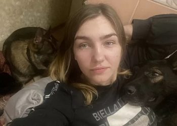 Rusya'nın Ukrayna'yı işgali: "Yaşadığım kent bombalanıyor ama Moskova'da yaşayan annem bana inanmıyor"