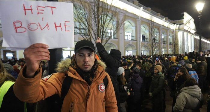 Rusya’da 6 bin savaş karşıtı protestocu tutuklandı