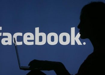 Rusya’da Facebook’a erişim engellendi, Twitter’a sınırlama getirildi