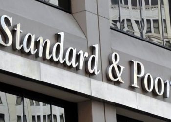 S&P, Rusya’nın notunu düşürdü