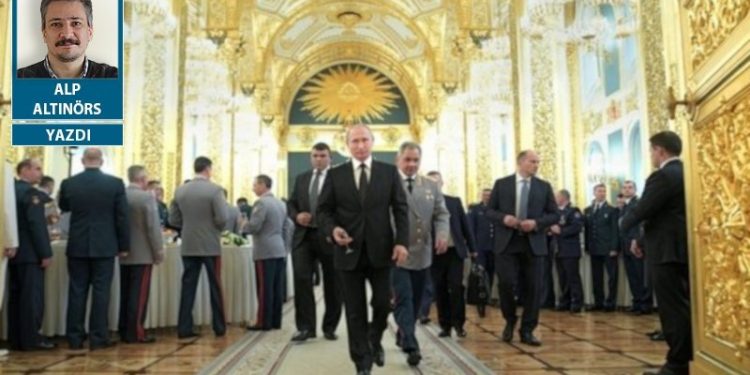 SSCB'nin dağıtılmasından Ukrayna Savaşı’na Rus oligarşisi