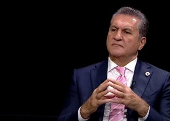 Sarıgül'den yeni TikTok videosu; Buzdolabının kapağını çarptı