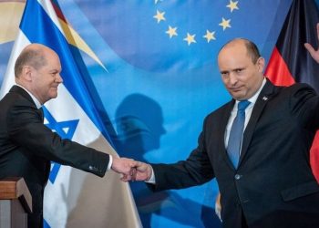 Scholz, İsrail Başbakanı Bennett ile görüştü