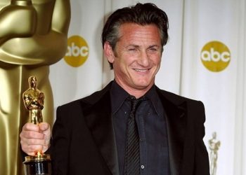 Sean Penn: Zelenskiy Oscar töreninde konuşturulmazsa, aldığım ödülleri eriteceğim