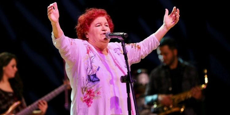 Selda Bağcan: Herkes korku içinde, ‘gak’ diyeni de ‘guk’ diyeni de alıyorlar